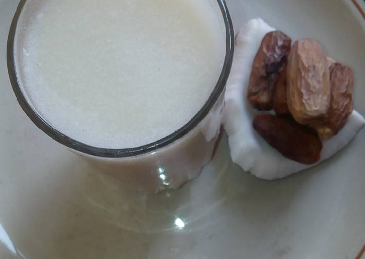 Recipe of Ultimate Coconut &amp; dates juice