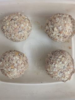 A picture of Dry fruits Ladoo.