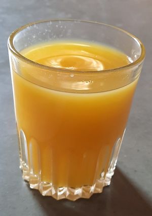 આમળાં નુ ડીટોક્ષ ડ્રીન્ક(Amla detox drink recipe in gujarati) રેસીપી મુખ્ય ફોટો