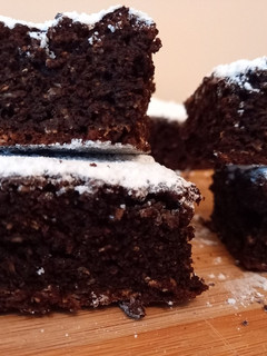 Una foto de Brownies con harina integral