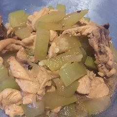 A picture of Sauté Upo (bottle gourd) with chicken strip.
