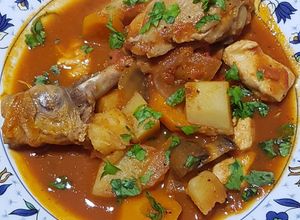 Una foto de Pollo a la cazadora