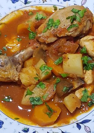 Una foto de Pollo a la cazadora