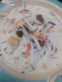 Coconut salad with dabino and milk ainihin hoton girkin
