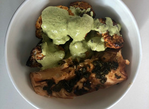 A picture of Green Tahini Sauce #vegan #gluten-free #paleo #5minuterecipe.