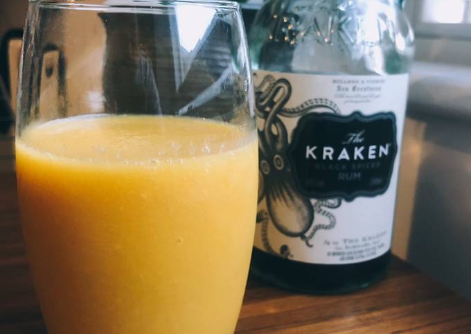 Mango rum smoothie