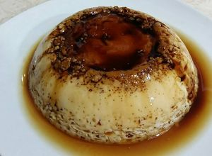 Foto principal de Flan de huevo con higos frescos (en microondas)