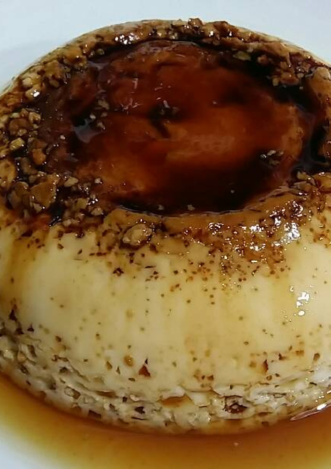 Una foto de Flan de huevo con higos frescos (en microondas)