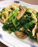 Rau cải xanh xào chân nấm