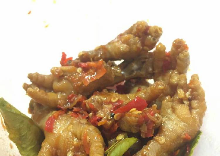 Resep Ceker pedas manis oleh noviopih Cookpad