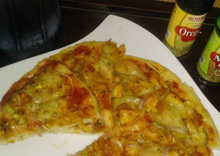 Recipe of Favorite ChickenTikka Pizza