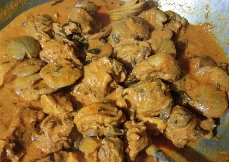 Rendang ayam dan jengkol