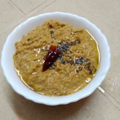 A picture of Tomato coconut chutney.