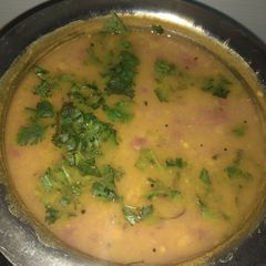 A picture of Gujarati Tuar dal(Arhar dal).