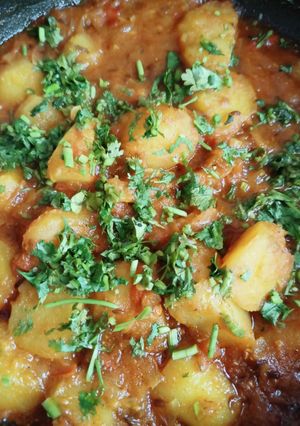 রেশমী আলু (reshmi aloo recipe in Bengali) রেসিপির প্রধান ছবি