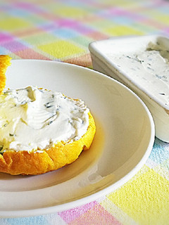 Una foto de Queso untar vegano tipo "Philadelpia"