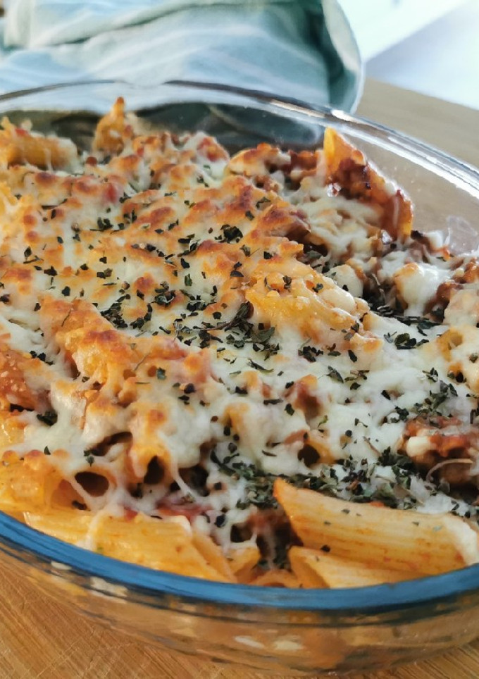 Una foto de Macarrones boloñesa