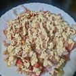 Ensalada de alcachofas, tomate, cebolla y atún