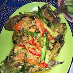 A picture of Acar ikan.