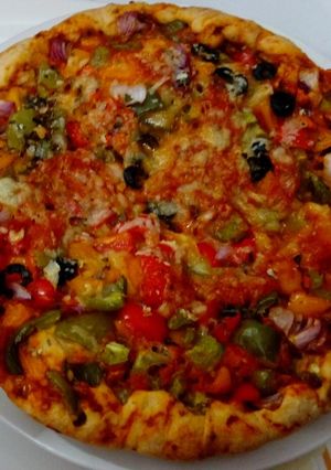 A picture of Vegetable pizza.