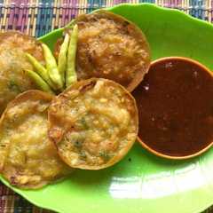 รูปของ Bakwan Sayur sehat / Ote-ote / bala bala sayuran simple no vetsin