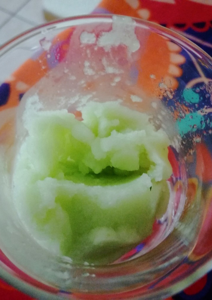 Una foto de Nieve de limón con pepino 🍋🥒