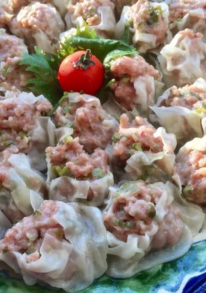 A picture of Shaomai (pork steamed dumplings).