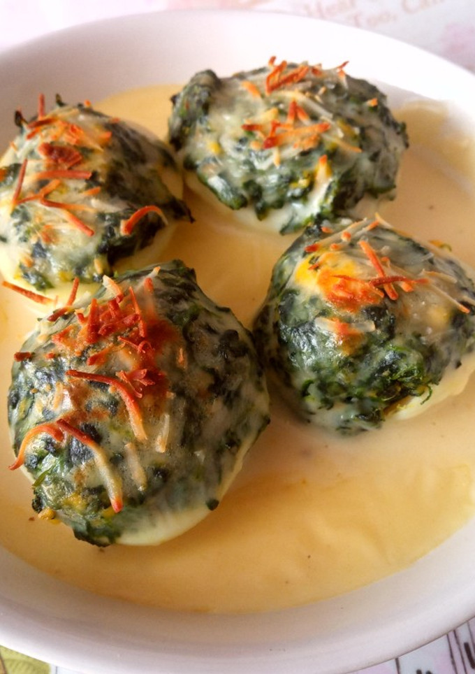 Una foto de Huevos rellenos de espinacas gratinados