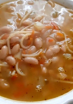 Una foto de Porotos con Rienda en Caldo