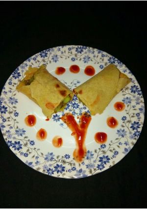 A picture of Stuff moong daal chila.