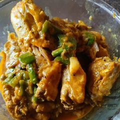 A picture of Capsicum Chicken.