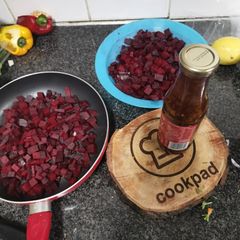 A picture of Beetroot in hot chutney.