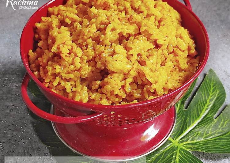 Cara membuat Nasi Kuning Banjar , Bisa Manjain Lidah
