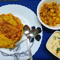 A picture of Masala Pumpkin Chilla / Crepes.