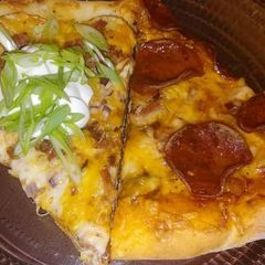 A picture of Potato pizza.