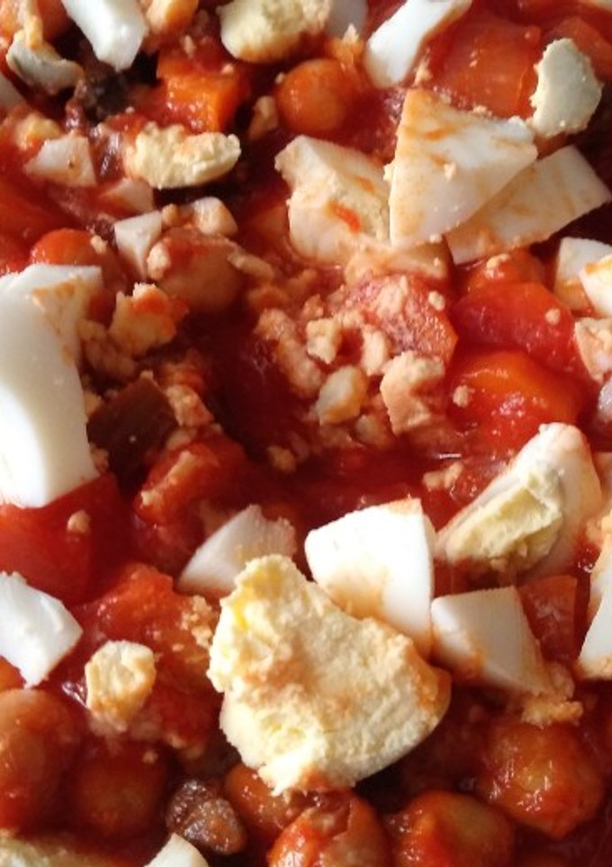 Una foto de Garbanzos con tomate