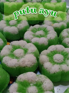 Foto resep Kue Putu Ayu 🏵️