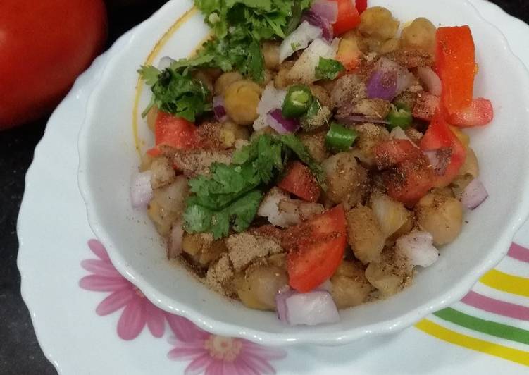 Simple Way to Make Favorite Chickpea salad