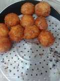 Bola bola nasi keju sosis