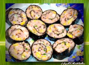 Hình của món Giò Sống Cuộn Rong Biển Tôm Thịt.