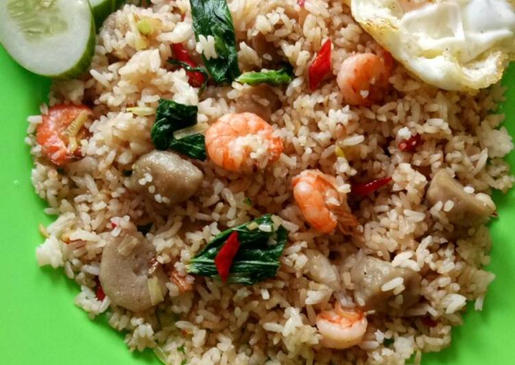 Cara Menyiapkan Nasi Goreng Seafood Lezat Sekali