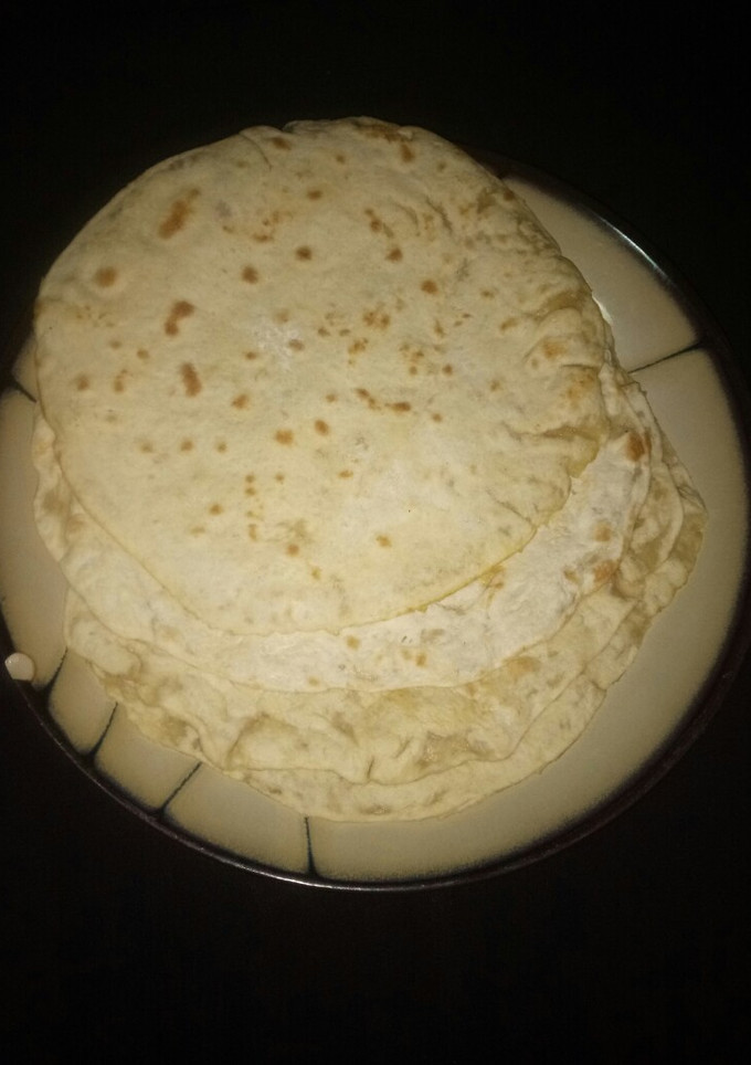 A picture of Shawarma bread.
