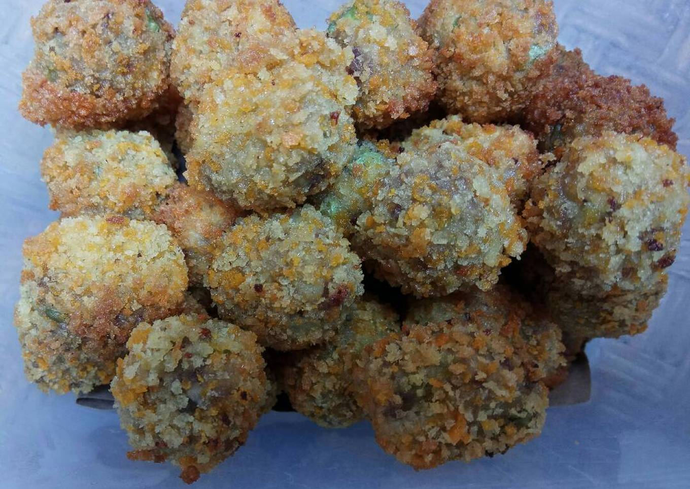 Bola-bola daging keju