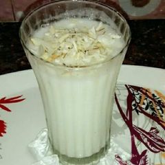 A picture of Sweet malai wali lassi.