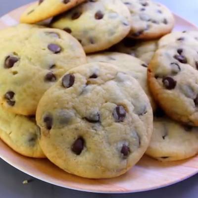 Galletas con chispas de chocolate! Receta de Micaela - Cookpad