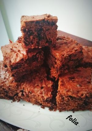 Φωτογραφία της συνταγής Νηστίσιμο brownies μπανάνα-σοκολάτα 🍌🍫