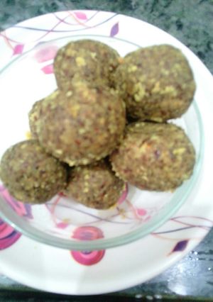 A picture of Flax seeds ladoo.