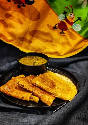 A picture of Tomato chutney dosa.