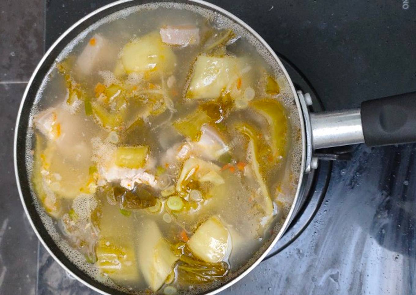 Bakut Sayur Asin (non halal)