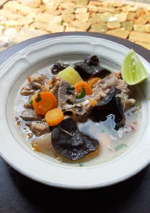 Foto resep Sop tulang Babi